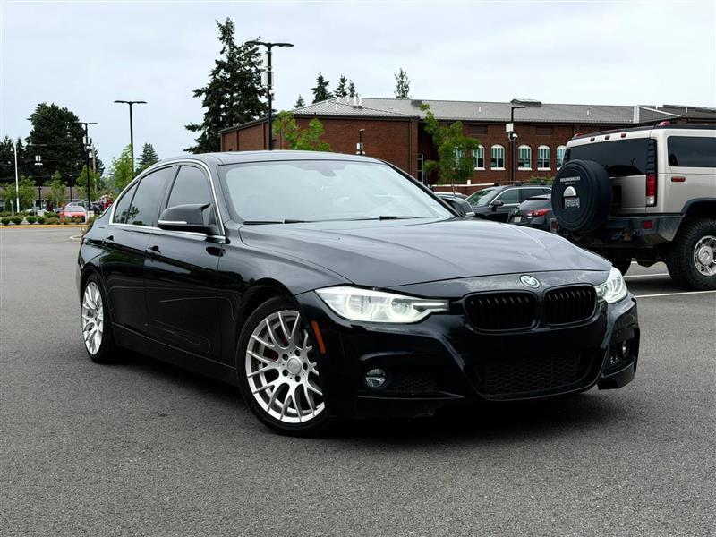 BMW 3-Series 330i SULEV Sedan 2017