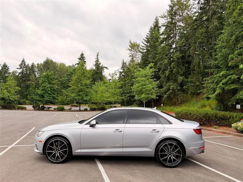 Audi A4 2.0T Premium quattro Sedan 2017