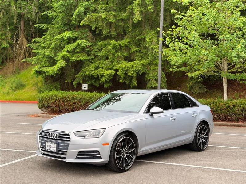 Audi A4 2.0T Premium quattro Sedan 2017