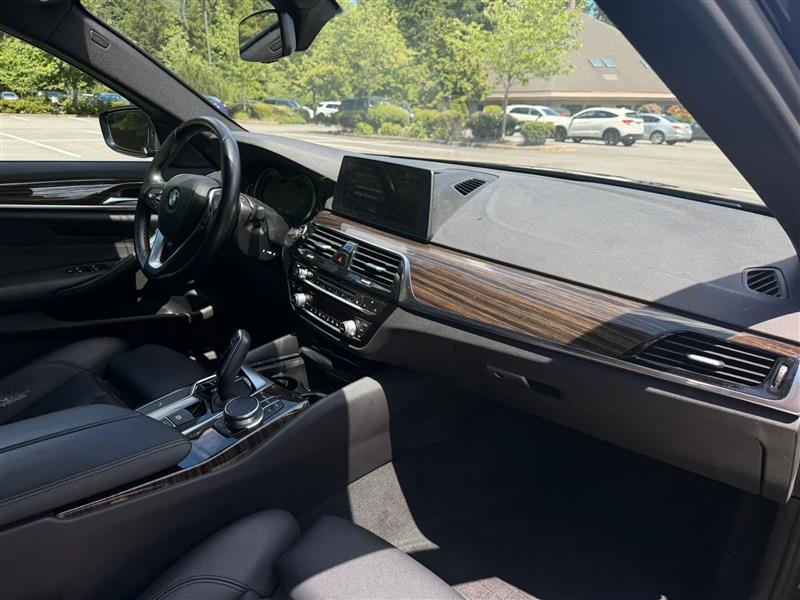 BMW 5-Series 530i xDrive 2018