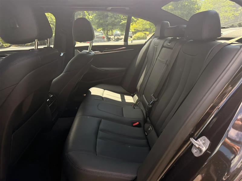 BMW 5-Series 530i xDrive 2018