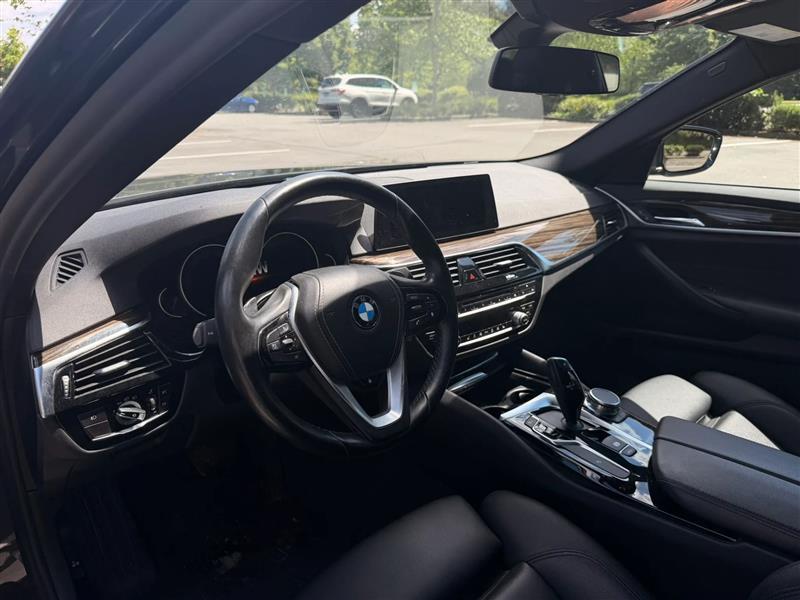 BMW 5-Series 530i xDrive 2018