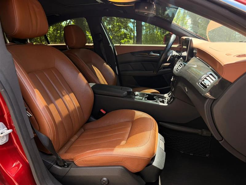 Mercedes-Benz CLS-Class CLS550 4MATIC 2015