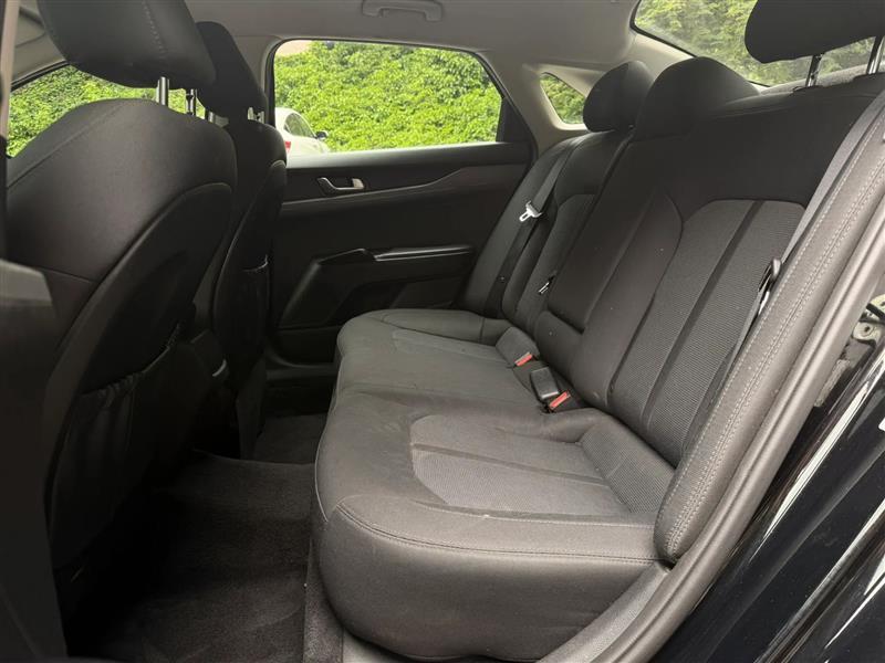 Kia K5 LXS 2021