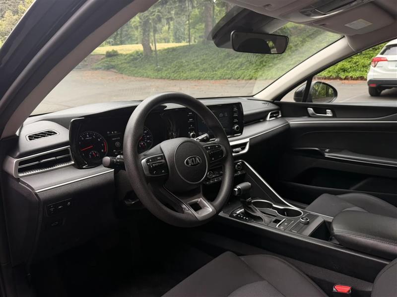 Kia K5 LXS 2021