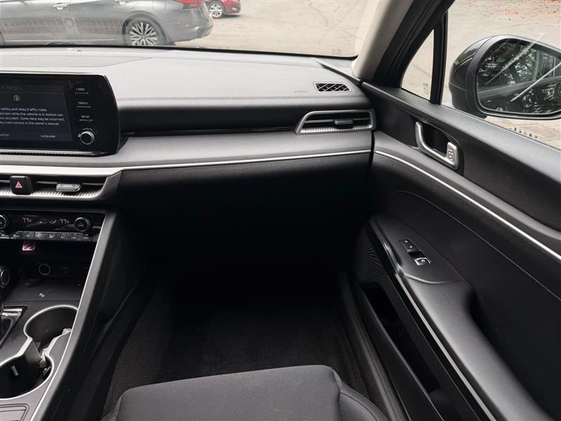 Kia K5 LXS 2021