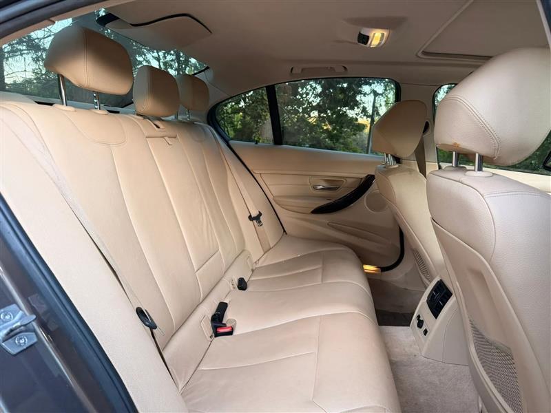 BMW 3-Series 328i xDrive Sedan 2013