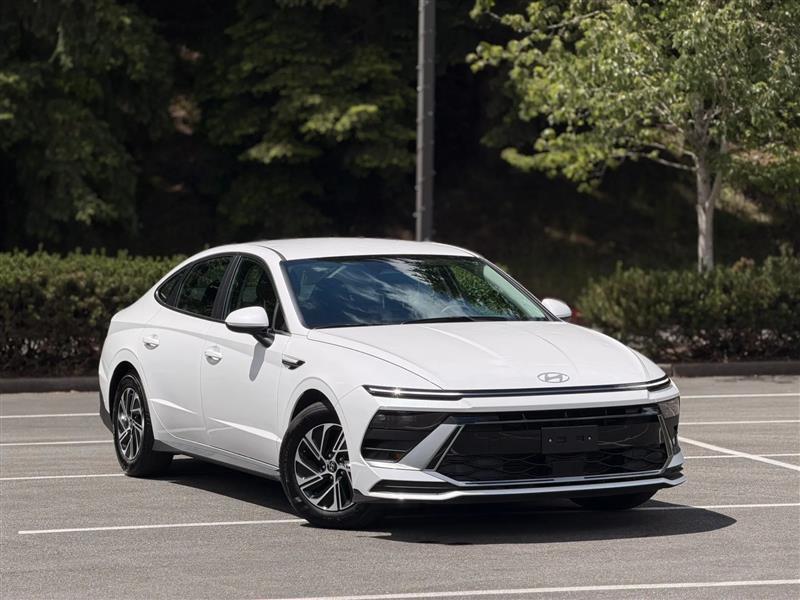 Hyundai Sonata Hybrid Blue 2025