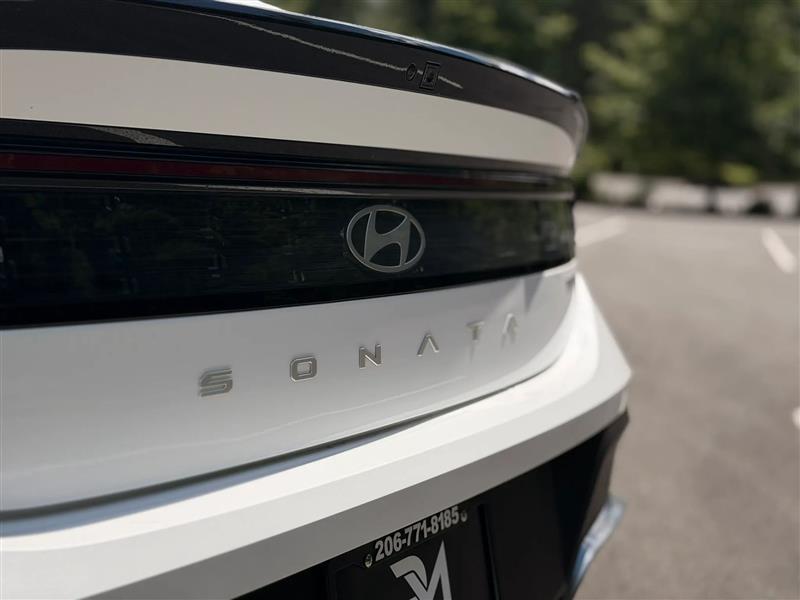 Hyundai Sonata Hybrid Blue 2025