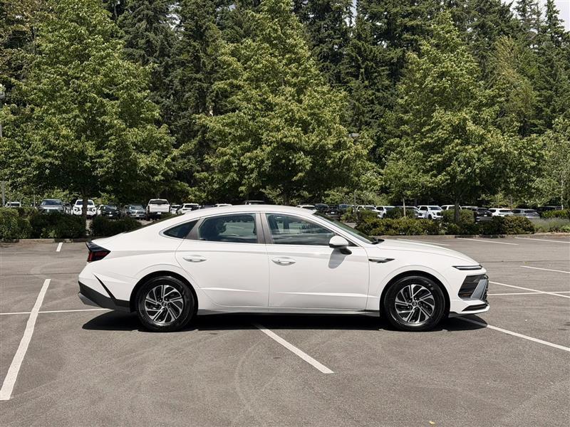 Hyundai Sonata Hybrid Blue 2025