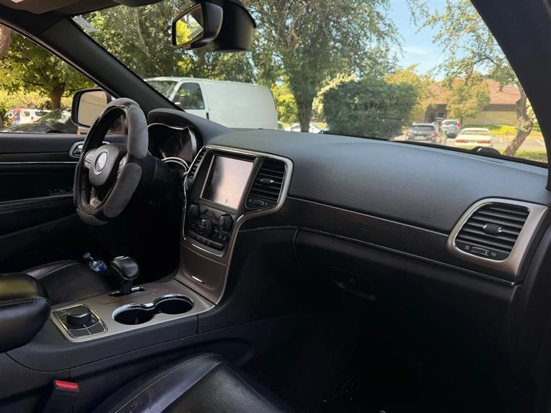Jeep Grand Cherokee Limited 4WD 2015