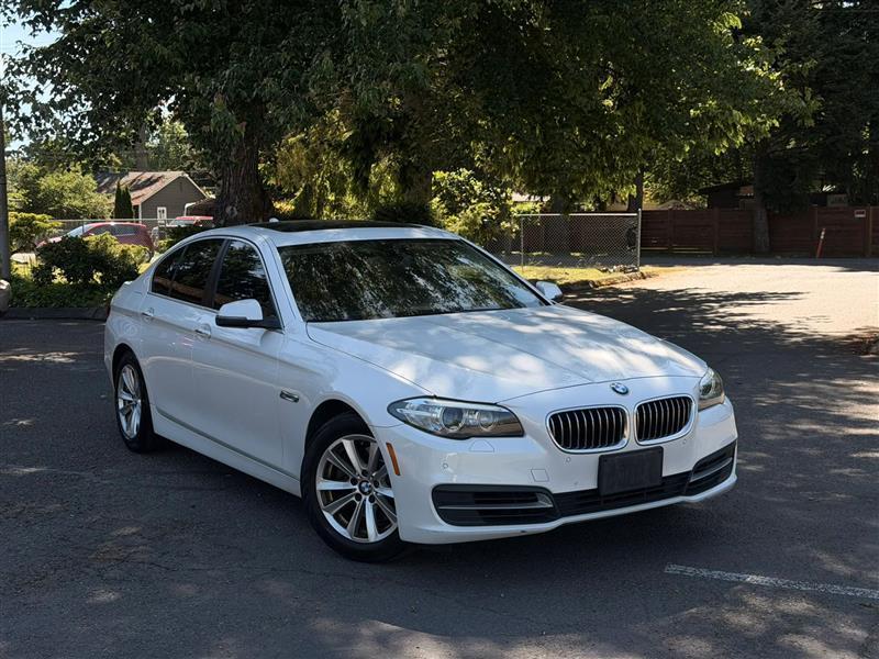 BMW 5-Series 528i 2014