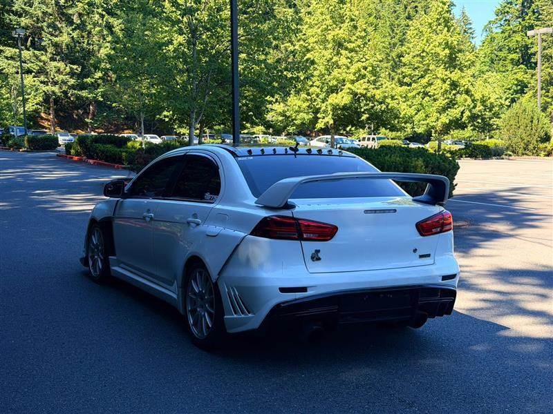 Mitsubishi Lancer Evolution MR 2010