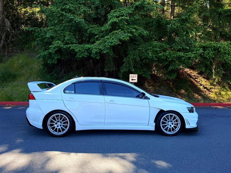 Mitsubishi Lancer Evolution MR 2010