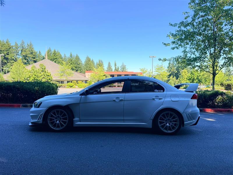 Mitsubishi Lancer Evolution MR 2010