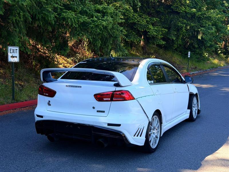 Mitsubishi Lancer Evolution MR 2010