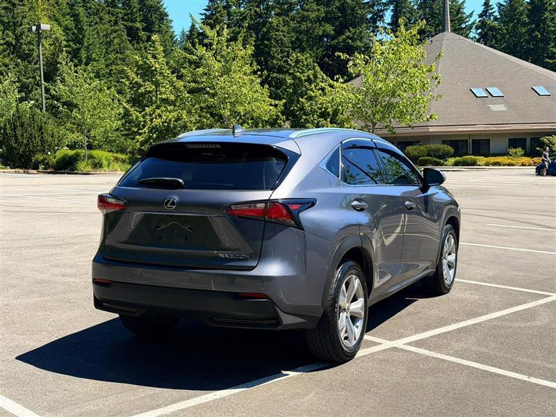 Lexus NX 300h AWD 2017
