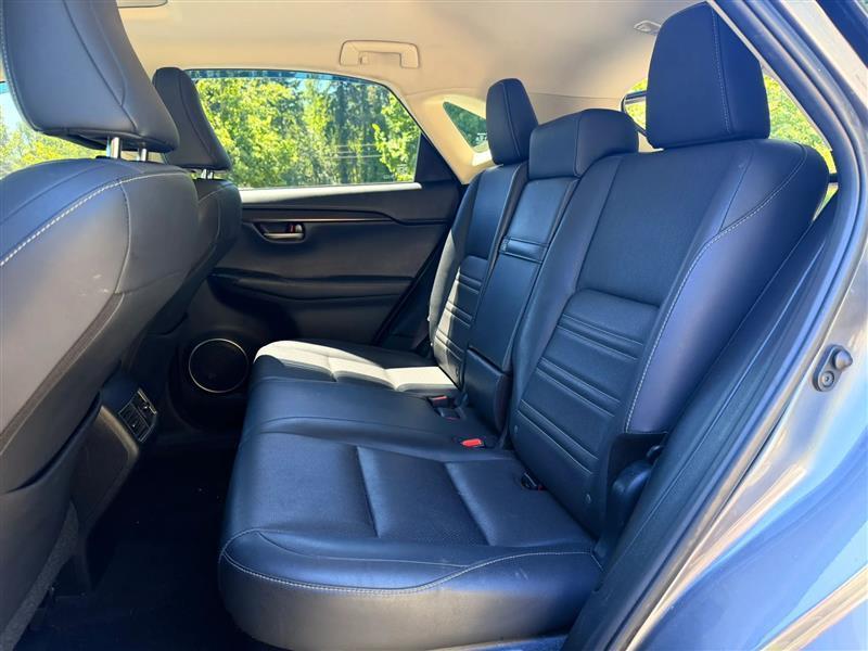 Lexus NX 300h AWD 2017