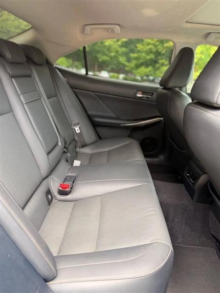 Lexus IS 250 RWD 2015
