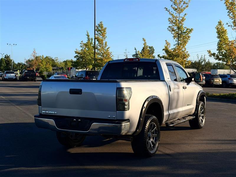 Toyota Tundra Tundra-Grade Double Cab 4.6L 4WD 2013