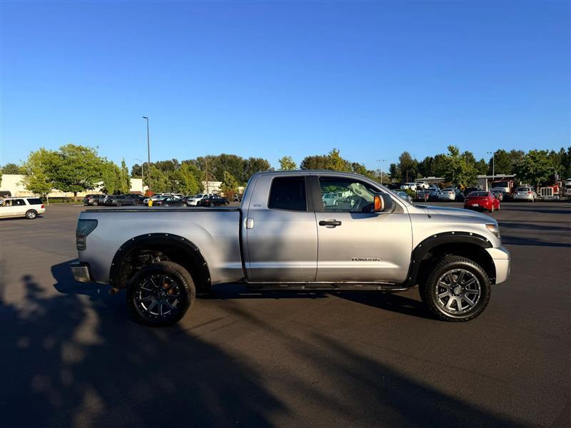 Toyota Tundra Tundra-Grade Double Cab 4.6L 4WD 2013
