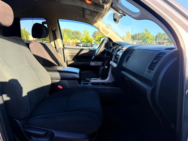 Toyota Tundra Tundra-Grade Double Cab 4.6L 4WD 2013