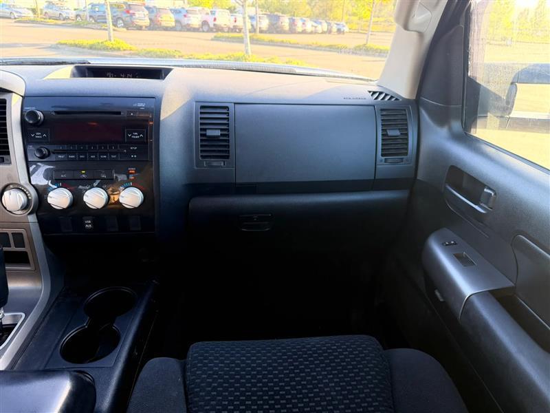 Toyota Tundra Tundra-Grade Double Cab 4.6L 4WD 2013