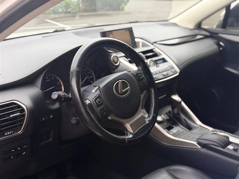 Lexus NX 200t AWD 2016