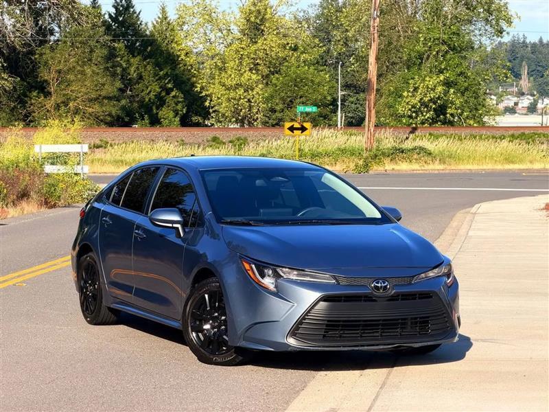 Toyota Corolla LE 2023