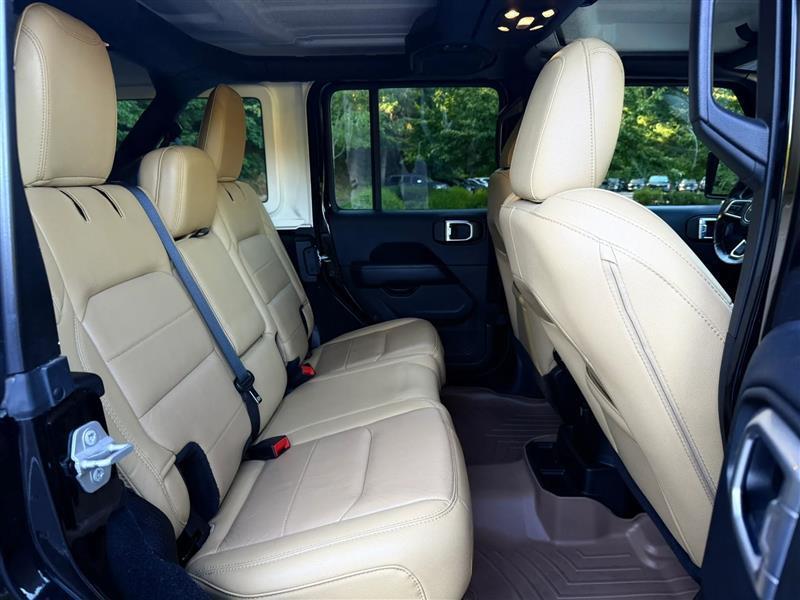 Jeep Wrangler Unlimited Sahara 2019