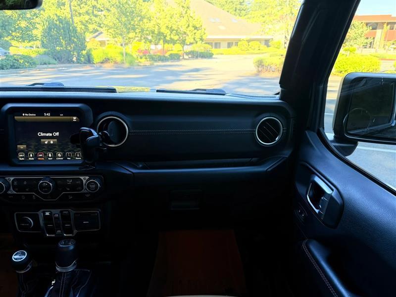 Jeep Wrangler Unlimited Sahara 2019
