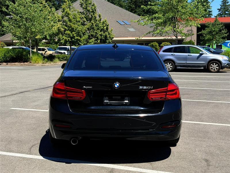 BMW 3-Series 320i xDrive Sedan 2016