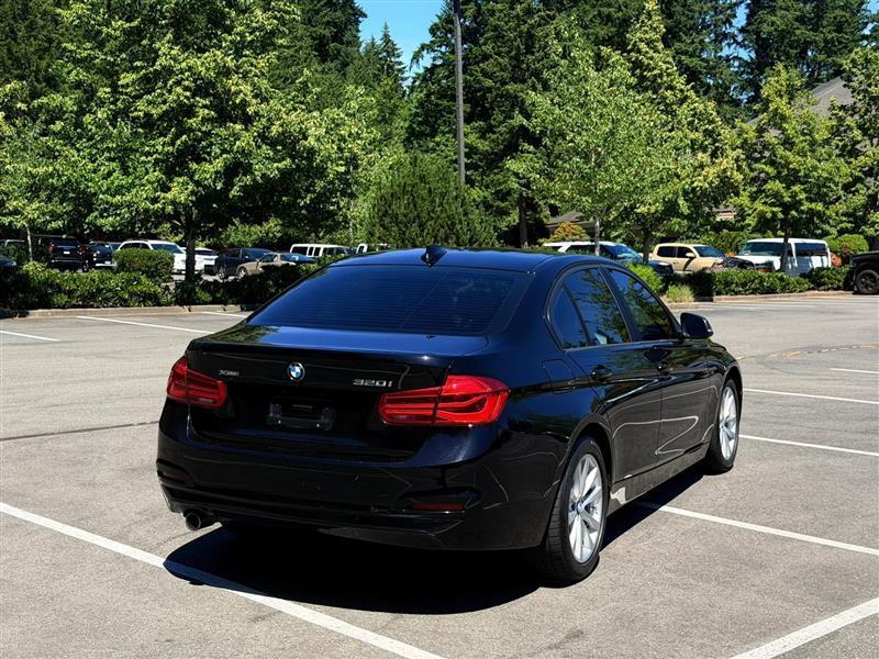 BMW 3-Series 320i xDrive Sedan 2016