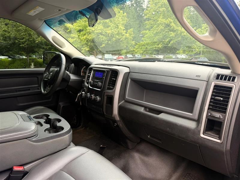 RAM 1500 Tradesman Quad Cab 2WD 2014