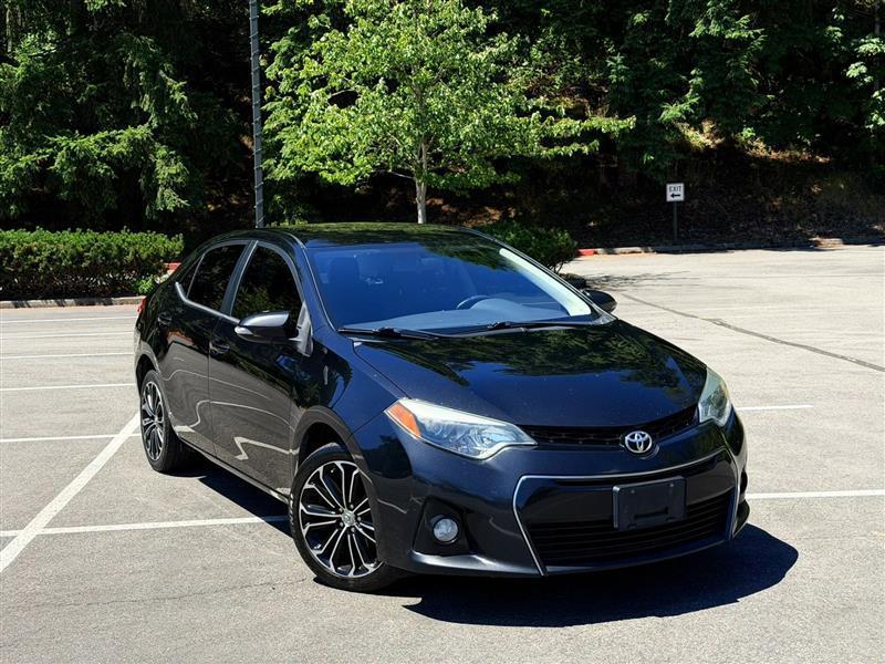 Toyota Corolla S Plus 6MT 2015