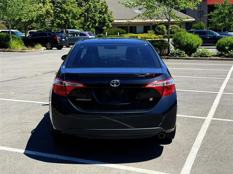 Toyota Corolla S Plus 6MT 2015