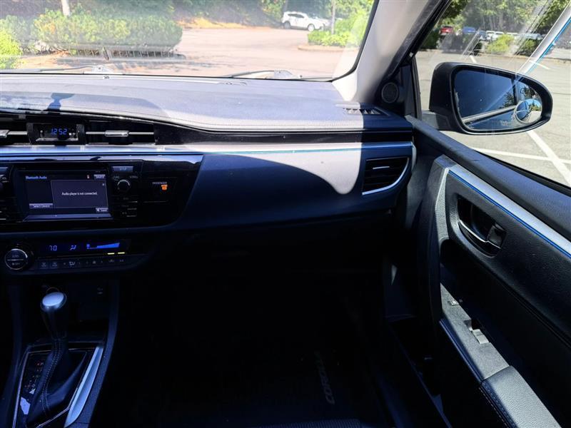 Toyota Corolla S Plus 6MT 2015