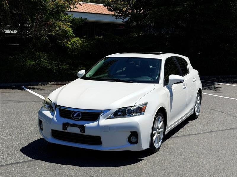Lexus CT 200h Base 2013