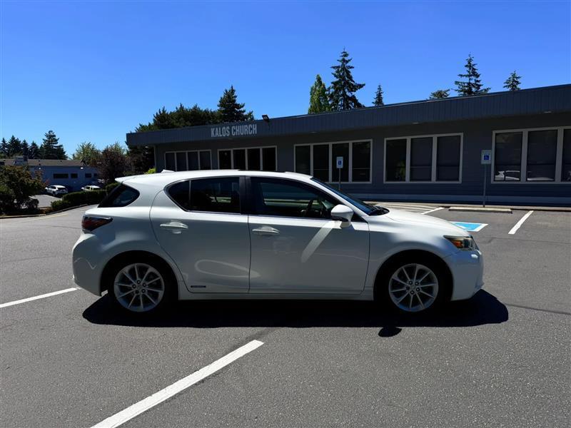 Lexus CT 200h Base 2013
