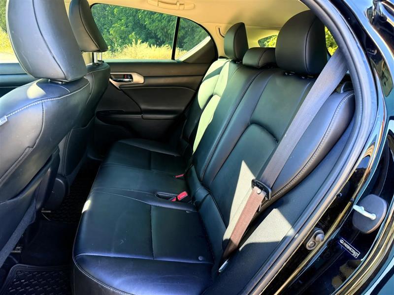 Lexus CT 200h Base 2014