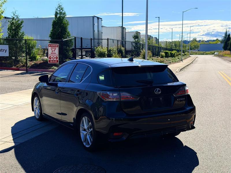 Lexus CT 200h Base 2014