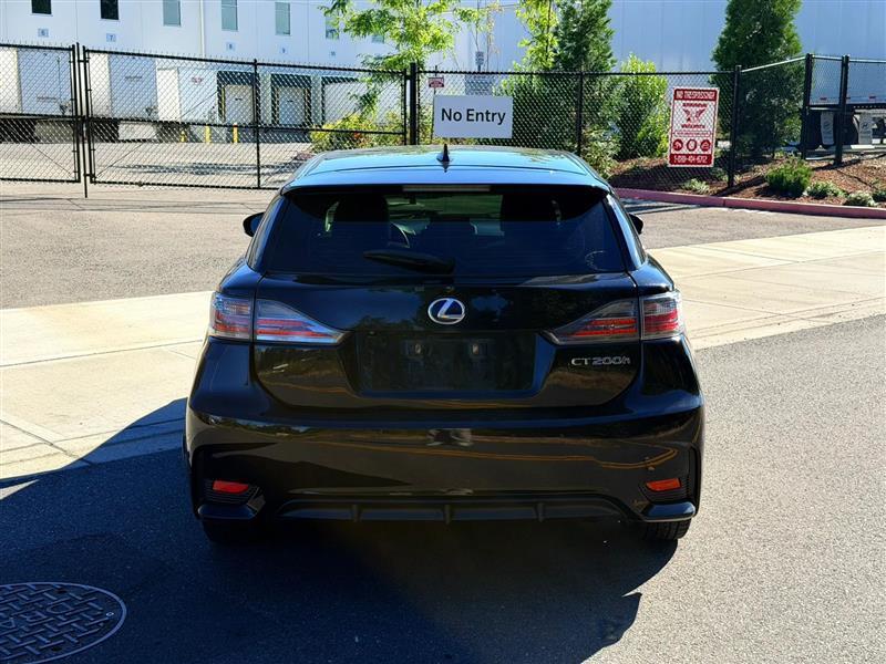 Lexus CT 200h Base 2014