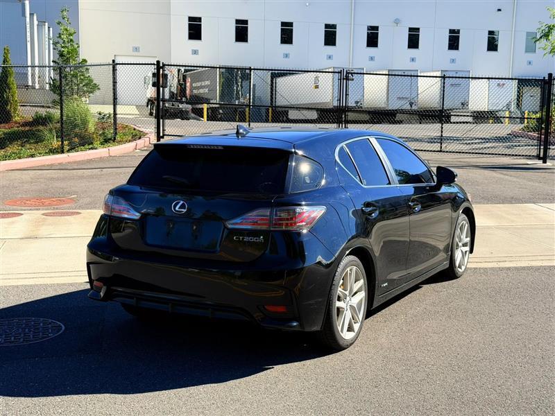 Lexus CT 200h Base 2014