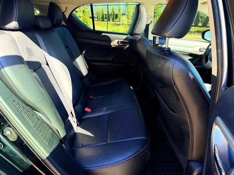 Lexus CT 200h Base 2014