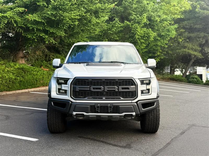 Ford F-150 Raptor SuperCrew 4WD 2017