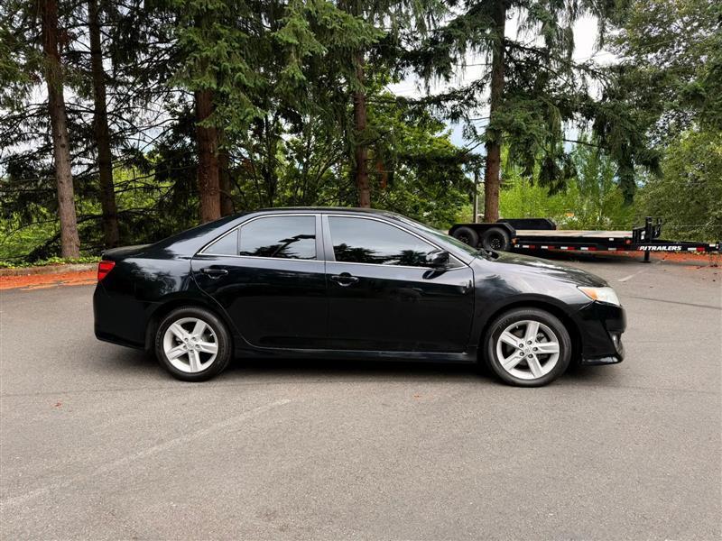 Toyota Camry SE 2014