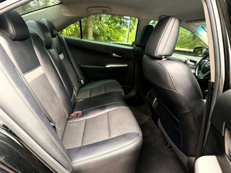 Toyota Camry SE 2014