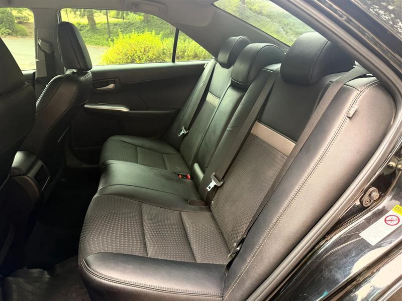 Toyota Camry SE 2014
