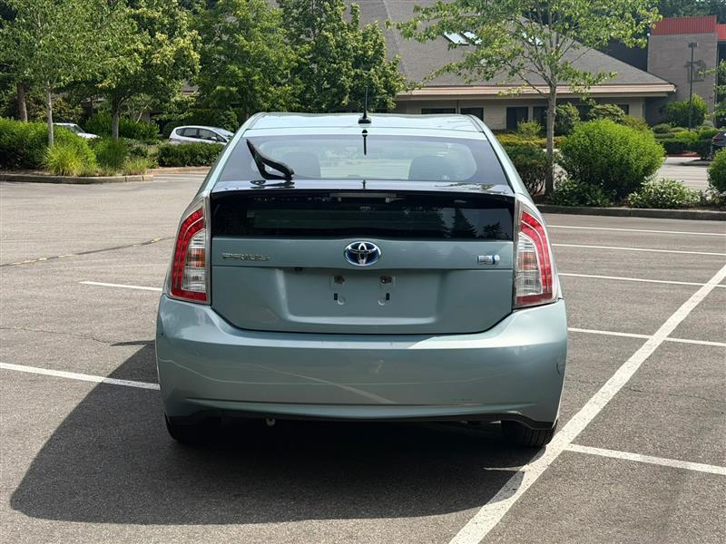 Toyota Prius Three 2014