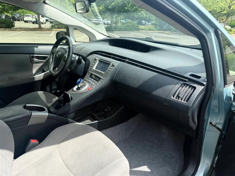 Toyota Prius Three 2014